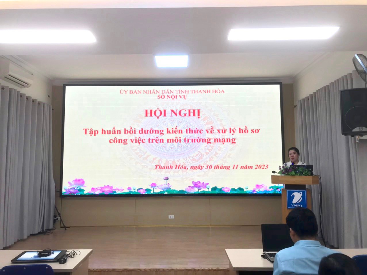 Đồng chí Hà Thị Tuyết, Chánh Văn phòng Sở Nội vụ phát biểu khai mạc