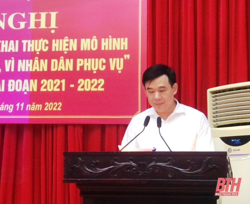 Phó Trưởng Ban Thường trực Ban Dân vận Tỉnh ủy Phạm Trọng Dũng báo cáo tóm tắt đánh giá kết quả thực hiện mô hình “Chính quyền thân thiện, vì Nhân dân phục vụ” trên địa bàn tỉnh giai đoạn 2021-2022.